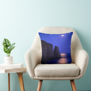 Mond bei Dämmerung Perce-Felsen Gaspé-Küste Queb Kissen