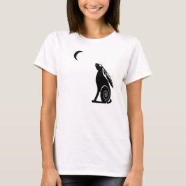 Mond, der Hase-Damen-helles T-Shirt anstarrt