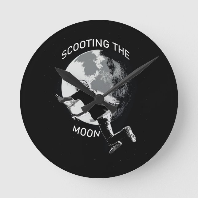 Mond schießen - Scooter stürzen Runde Wanduhr (Vorderseite)