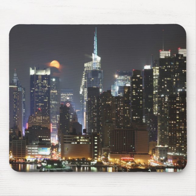 Mond steigt über Stadtmitte New York. Mousepad (Vorne)