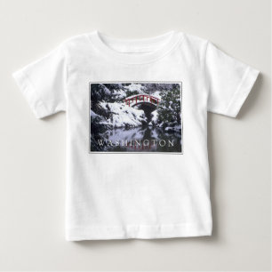 Mondbrücke und Teich im Winter Seattle, Washingt Baby T-shirt