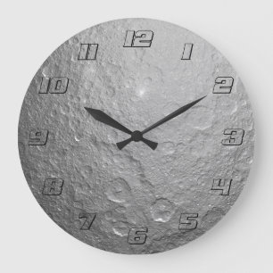 Mondfläche im Weltraum mit klaren Zahlen Große Wanduhr