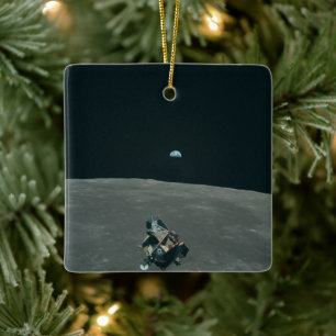 Mondlandefähre Apollo und Erdaufgang über dem Mond Keramikornament