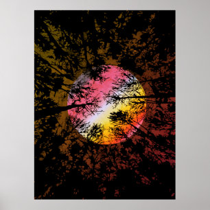 Mondlicht durch dichten Wald – Farbige Surrealität Poster