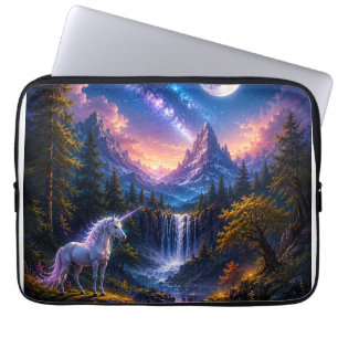 Mondlicht-Einhorn-Fantasy-Landschaft Laptopschutzhülle