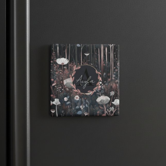 Mondlicht-Monogramm-Whimsikwald-Wildblumen Magnet (Von Creator hochgeladen)