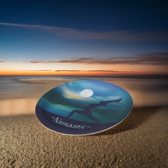 Mondlicht Yoga Meditation Halbmond Salutation Pappteller (Von Creator hochgeladen)