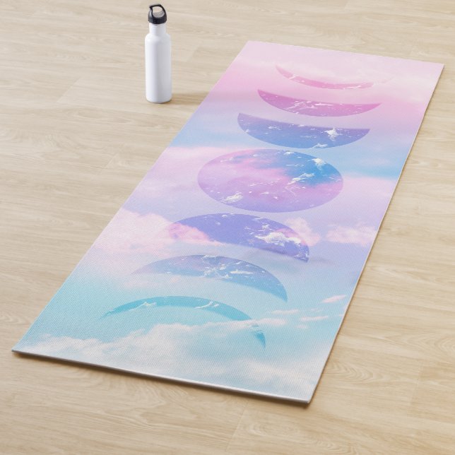 Mondphasen von Unicorn Pastel Clouds #1 Yogamatte (Beispiel)