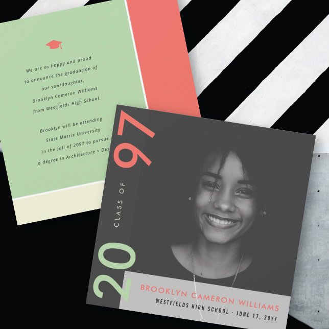 Mondrian Color Blocks Grad Moderner Foto Abschluss Ankündigung (Von Creator hochgeladen)