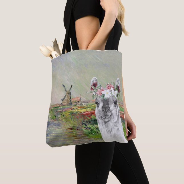Monet Champ Tulipes und der Extravagante Llama Tasche (Von Nahem)