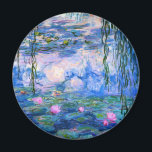 Monet Water Lilies Magnet<br><div class="desc">Monet Water Lilies Magnet. Ölmalerei auf Leinwand aus dem Jahr 1916. Monet malte während der letzten Jahre seiner Karriere seinen berühmten Seerosenteich obsessiv, zeichnete Inspiration aus dem Sonnenlicht und seiner wechselnden Wirkung auf das Wasser, die aquatischen Blume und das Blattwerk. Dieses Gemälde ist mit einer lebhaften Verwendung von Pinks, Blues...</div>
