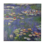 Monet Water Lilies Masterpiece Malerei Fliese<br><div class="desc">Monet Water Lilies - Dieses klassische Monet Gemälde wurde 1916 von Claude Monet gemalt. Es ist Teil seiner berühmten Wasserliliensammlung,  wo er in seinem Garten in Giverney,  Frankreich malt. Ein Meisterwerk.</div>