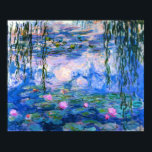 Monet Water Lilies Poster<br><div class="desc">Monet Water Lilies Poster. Ölmalerei auf Leinwand aus dem Jahr 1916. Monet malte während der letzten Jahre seiner Karriere seinen berühmten Seerosenteich obsessiv, zeichnete Inspiration aus dem Sonnenlicht und seiner wechselnden Wirkung auf das Wasser, die aquatischen Blume und das Blattwerk. Dieses Gemälde ist mit einer lebhaften Verwendung von Pinks, Blues...</div>