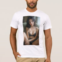Monicas T - Shirt