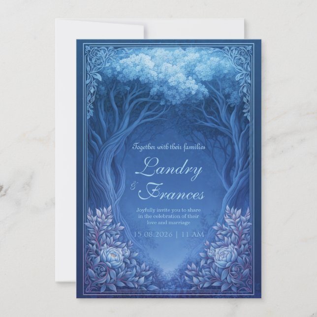 Monochromatic Blue Enchanted Forest Wedding Einladung (Vorderseite)