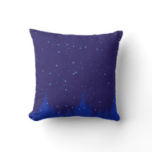 Monochromatische blaue Weihnachtslandschaft mit Sc