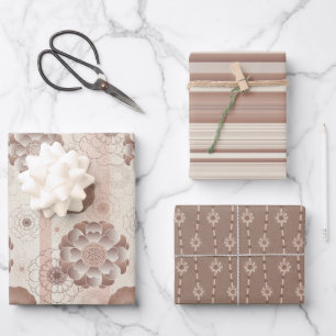 Monochromatisches Mocha Brown Floral Wrapping Pape Geschenkpapier Set