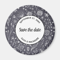 Monochrome Blume-Chalkboard Save the Date modern