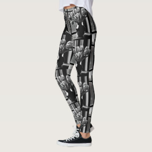 "Monochrome Eleganz: Schwarz-weißes Tulip Stillleb Leggings