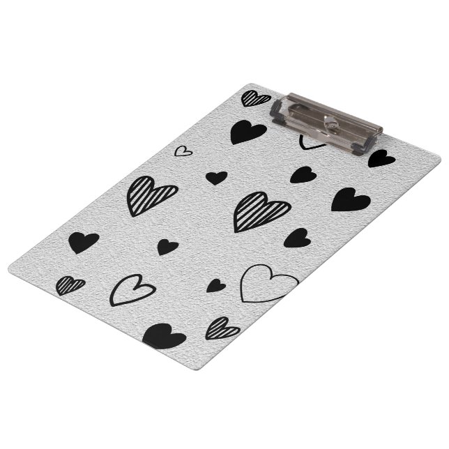 monochrome Liebe  Klemmbrett (Schrägansicht)
