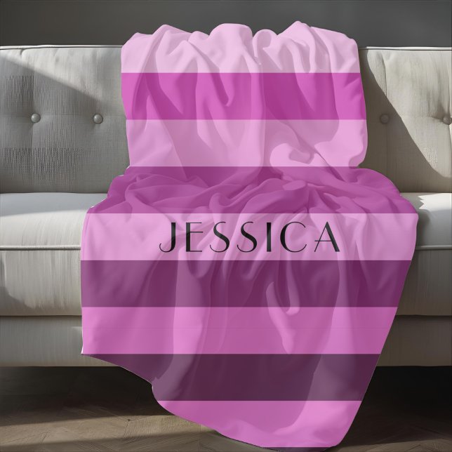 Monochrome Lila Streifenmuster - Anpassungsname Fleecedecke (Monochrome Purple Striped Pattern Personalize Name Fleece Blanket)