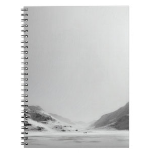 Monochrome Snowy Valley Minimalistisches Notebook Notizblock