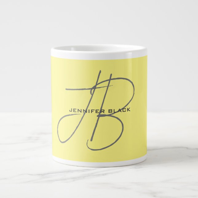 Monogram Anfangsbuchstaben Hellgelbe Moderne Jumbo-Tasse (Vorderseite)