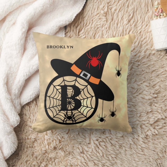 Monogram B Halloween Sky Hexenspinnen Name Kissen (Decke)
