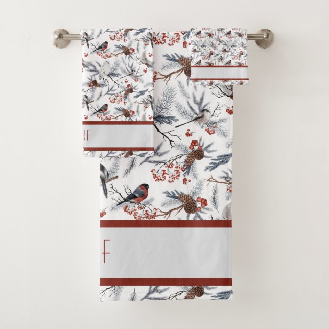 Monogram Bird White Gray Silver Branch Red Berries Badhandtuch Set (Insitu)