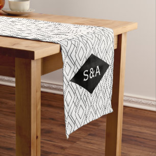 Monogram Black and White Art Deco Wedding Großer Tischläufer