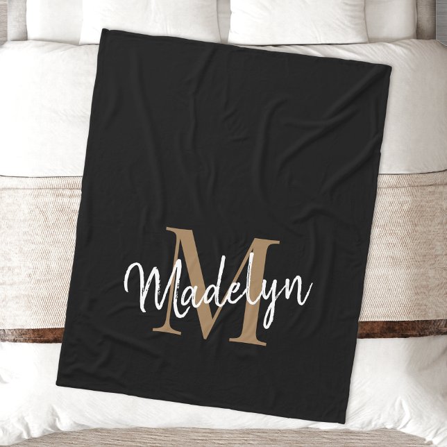 Monogram Black Gold Elegante Feminine Chic Script Fleecedecke (Von Creator hochgeladen)