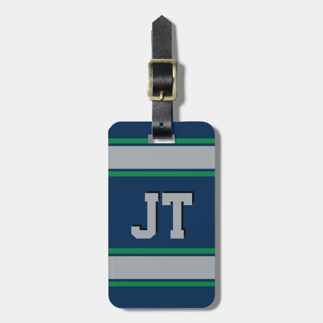 Monogram Blue and Green Sports Stripes Gepäckanhänger (Vorderseite vertikal)