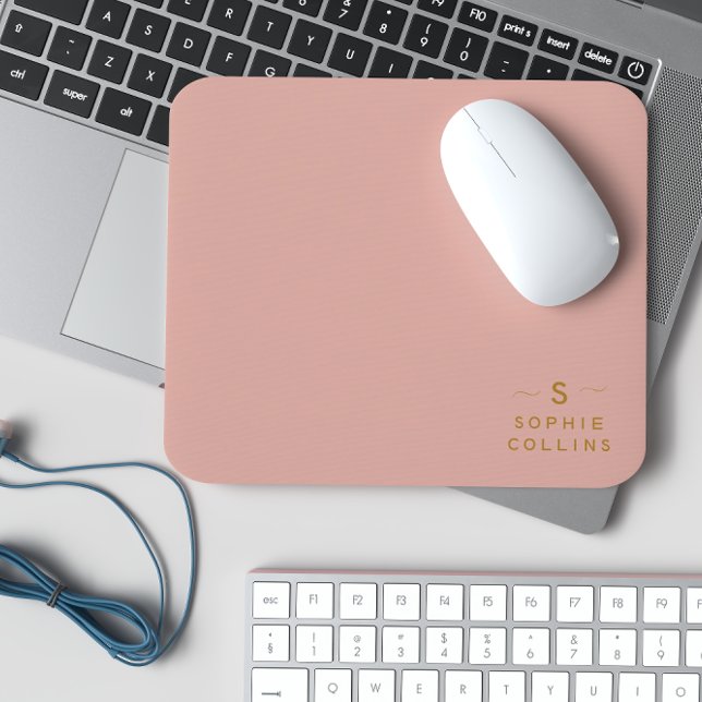 Monogram Blush Rose Gold Minimalistischer Elegante Mousepad (Von Creator hochgeladen)