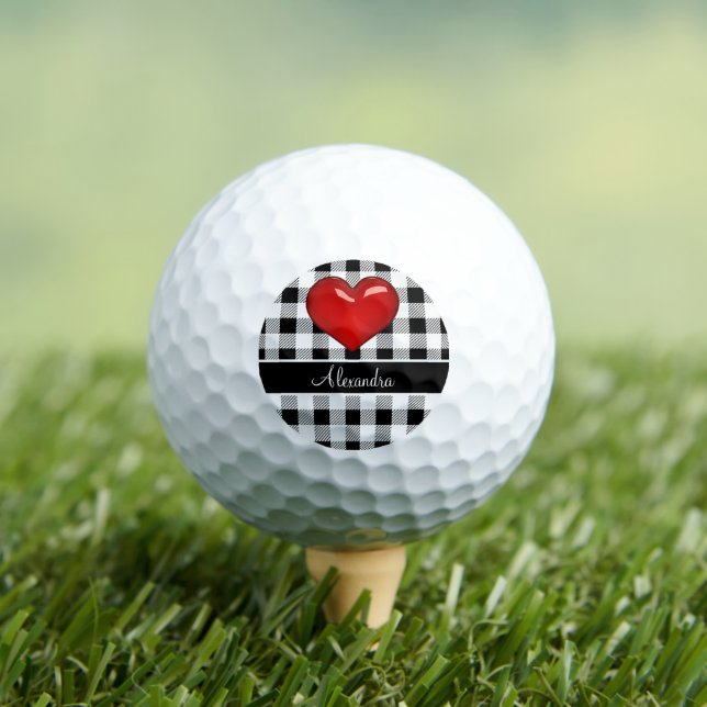 Monogram Buffalo Kariert Schwarzweiß-Rotes Herz Golfball (Insitu T-Shirt)