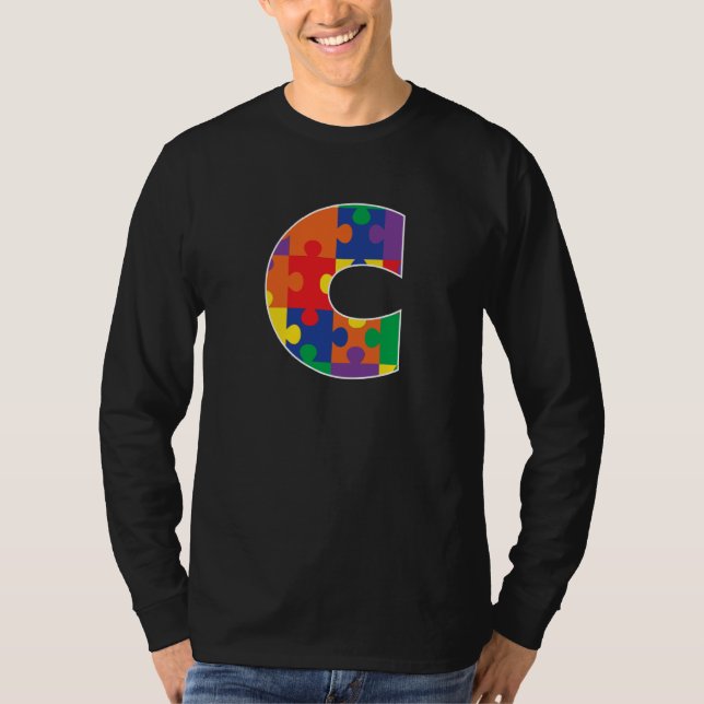 Monogram C in Multi Color Puzzle Pieces T-Shirt (Vorderseite)