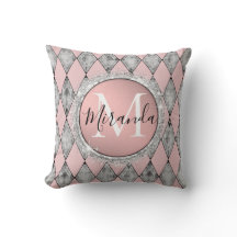 Monogram Chic Harlequin Throw Kissen