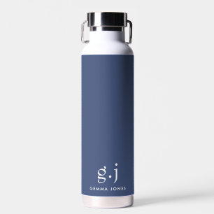 Monogram Classic Elegant Minimal Dusty Blue White Trinkflasche