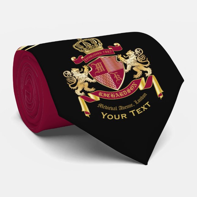 Monogram Coat of Arms Red Gold Lion Crown Emblem Krawatte (Gerollt)