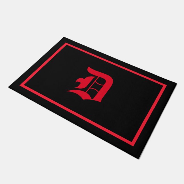 Monogram D Old English Trim Doormat Fußmatte (Schrägansicht)