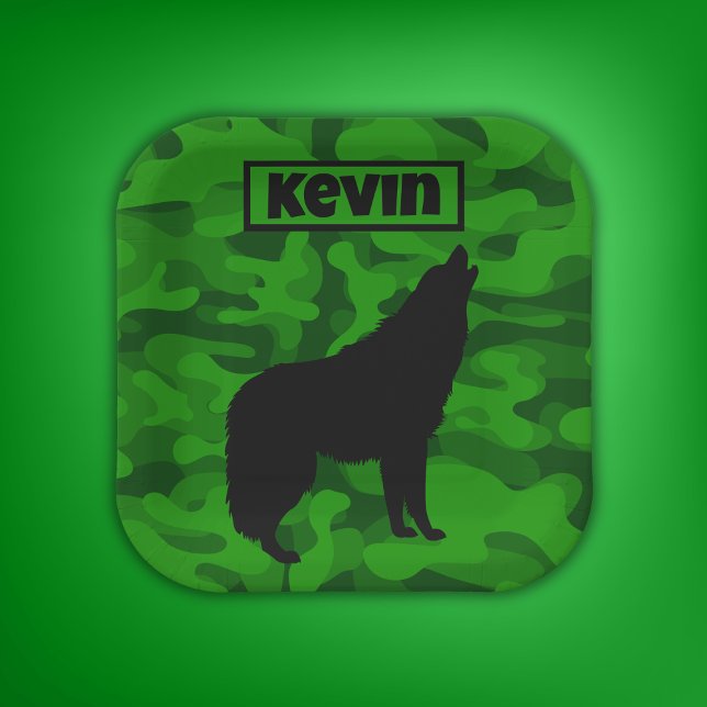 Monogram der modernen grünen Camouflage Black Wolf Pappteller (Von Creator hochgeladen)