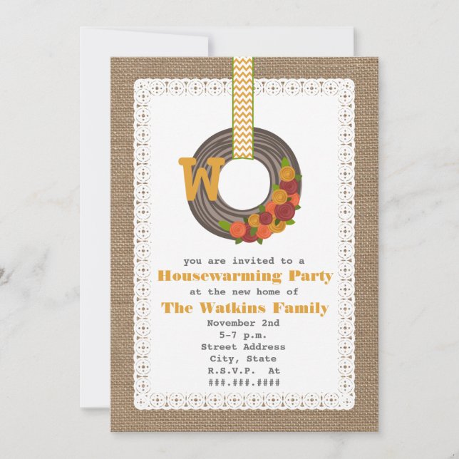 Monogram Fall Wreath Burlap  Häuserwärmung Einladung (Vorderseite)