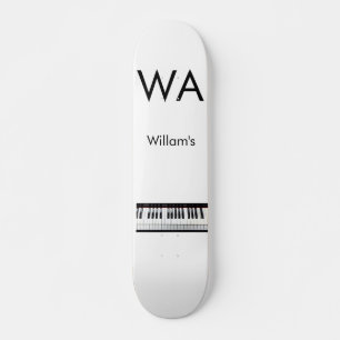 Monogram fügt Anfangsbuchstabenname Text Piano Mus Skateboard