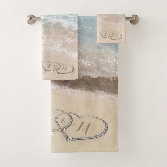 Monogram für das tropische Strandherz Badhandtuch Set (Insitu)