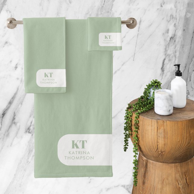 Monogram für moderne Minimalistisch Sage Green Ini Badhandtuch Set (Von Creator hochgeladen)