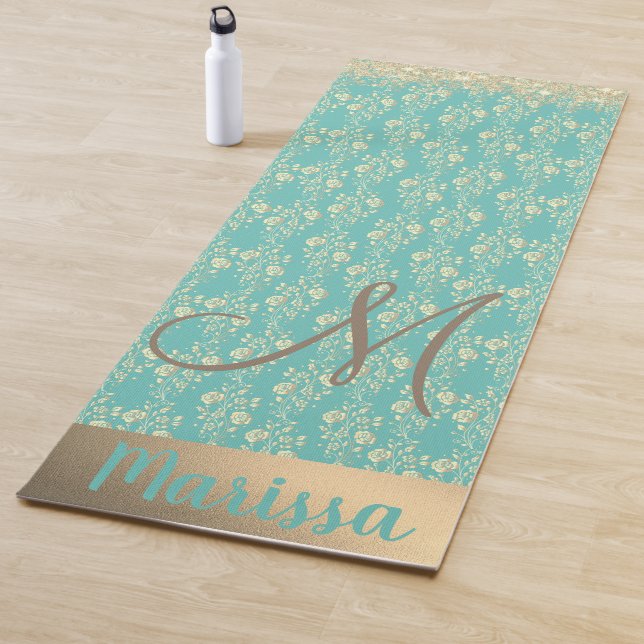 Monogram Gold Floral on Green Aquamarin Custom Yogamatte (Beispiel)