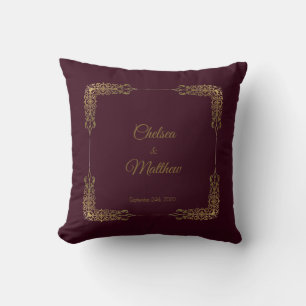 Monogram Gold und Burgundy Lace Wedding Pillow Kissen