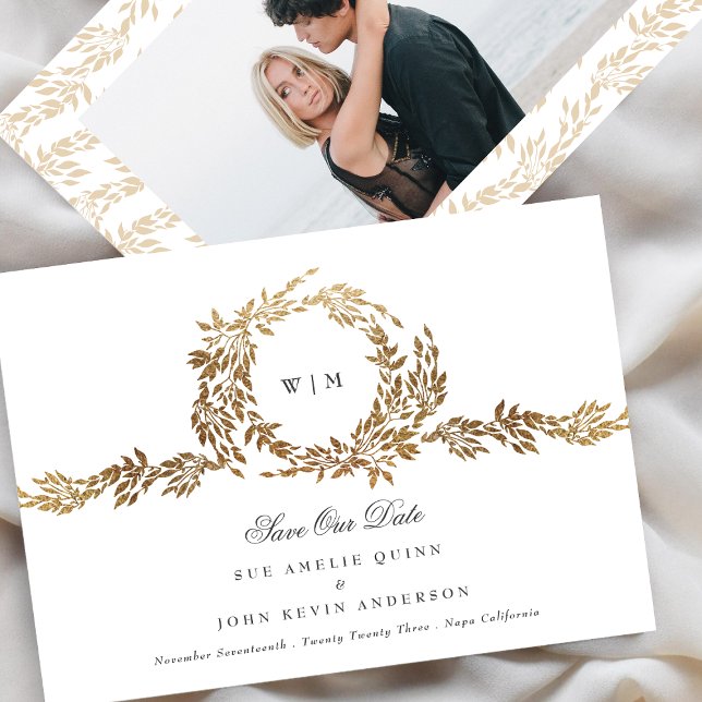 Monogram Gold Wappen Classic Elegante Wedding Foto Save The Date (Von Creator hochgeladen)
