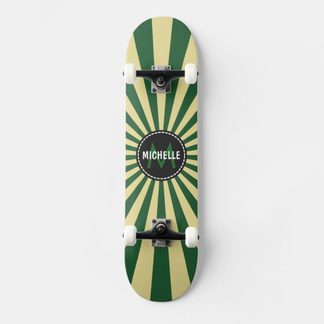 Monogram Green Funky Sun Rays Muster Skateboard (Vorderseite)