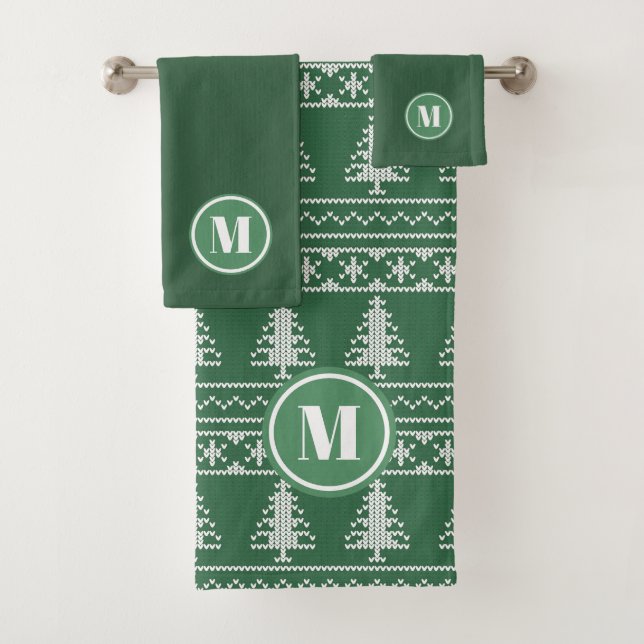Monogram Green Nordic Knit Noël (En situation)