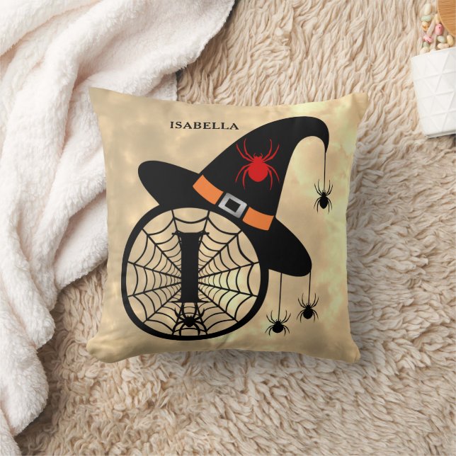 Monogram I Halloween Sky Hexenspinnen Name Kissen (Decke)
